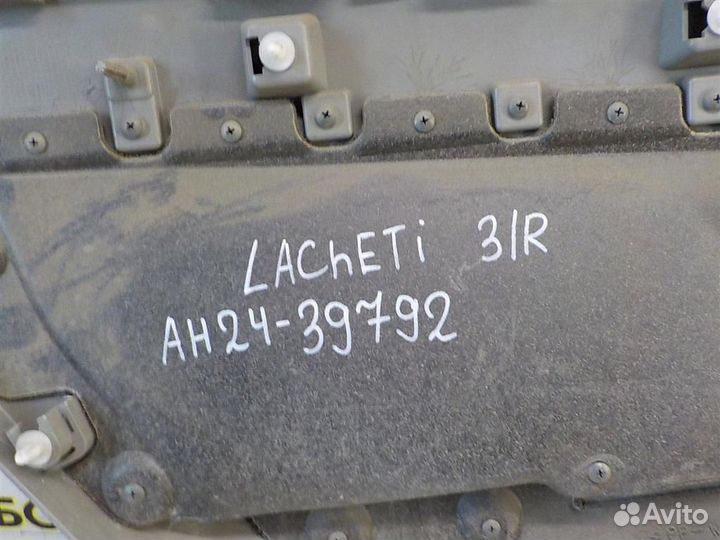 Обшивка двери задней правой Chevrolet Lacetti 200