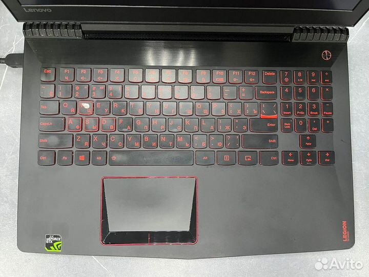 Игровой ноутбук Lenovo legion. i5-7300/1050/12RAM