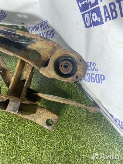 Подрамник задний Ford C-Max универсал 1.8 csdb