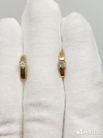 Золотые серьги с фианитом