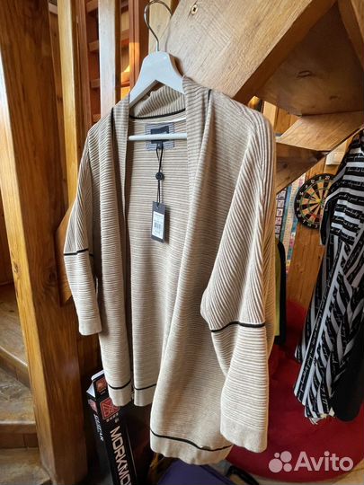Кофта накидка бежевая, размер L