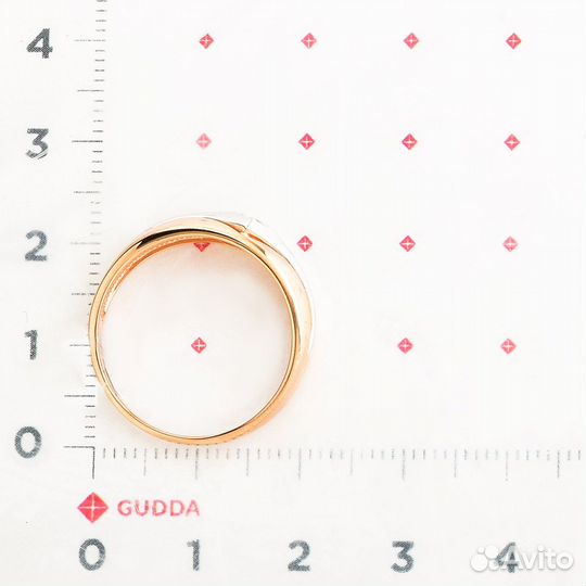 Кольцо Золото новое с бриллиантом