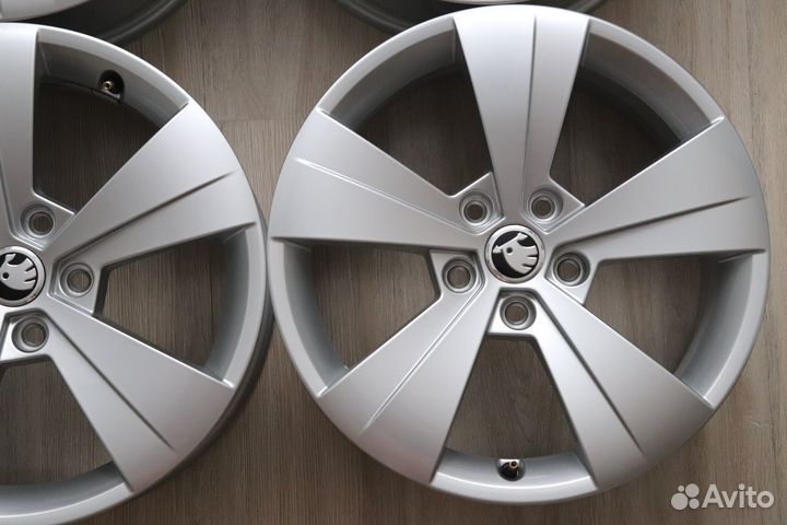 Skoda R17 оригинал