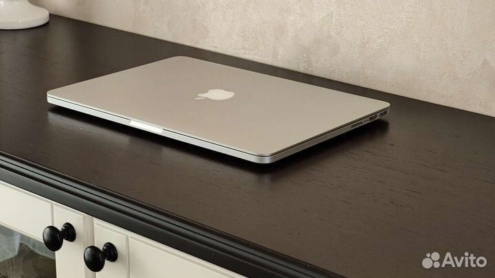 Apple MacBook Pro