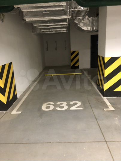 Машиноместо, 13 м²