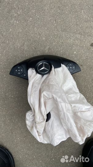 Подушка безопасности mercedes w204