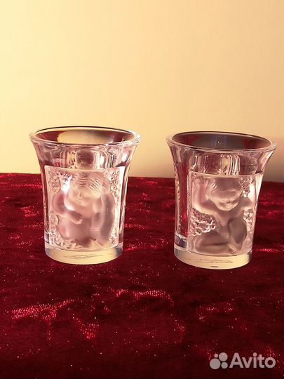 Продам набор из 2 хрустальных стопок фирмы Lalique
