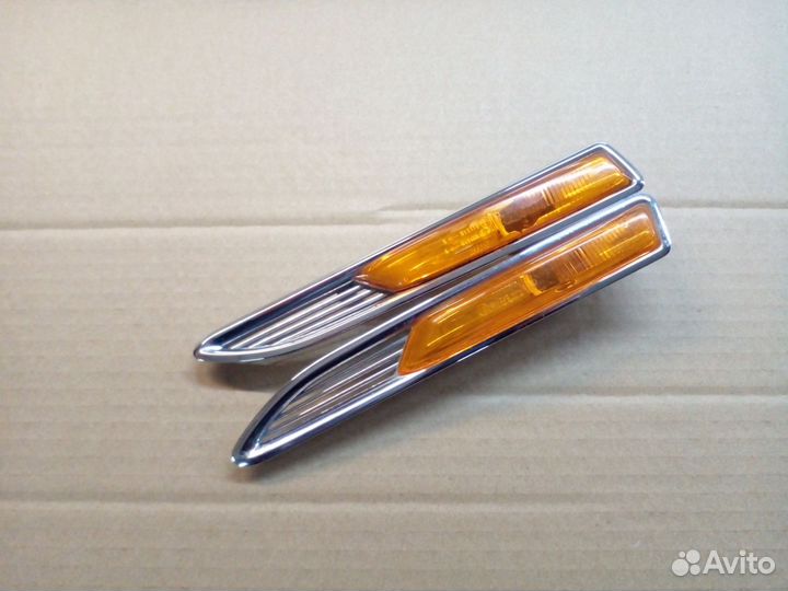 Повторитель поворота Ford Mondeo 4 желтый