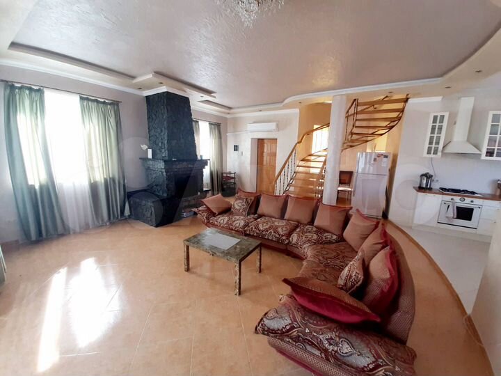 Коттедж 142 м² на участке 5 сот.