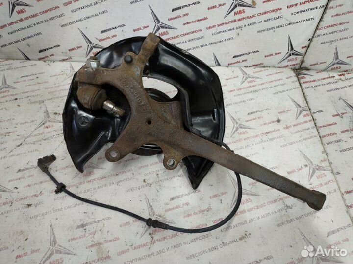 Кулак передний левый Mercedes W210 2wd