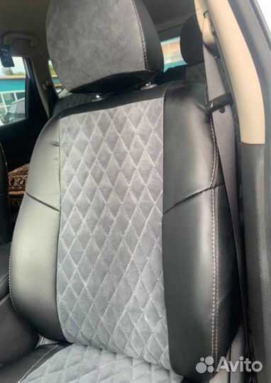 Чехлы на noah voxy