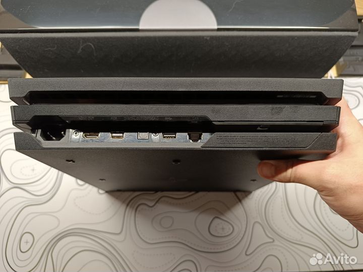 Sony PS4 PRO 1tb V 11.00 прошитая goldhen