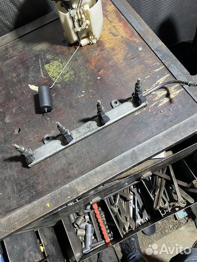 Топливная рампа Mitsubishi lancer 10 1,8