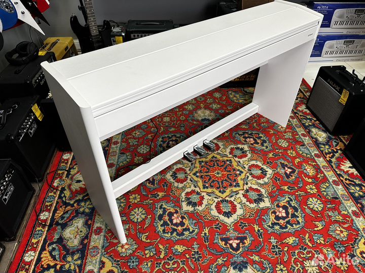 Цифровое пианино roland