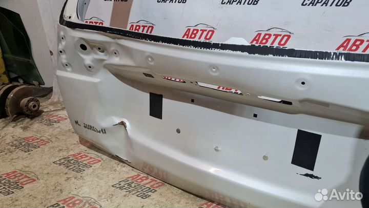 Крышка багажника Mitsubishi Outlander 3