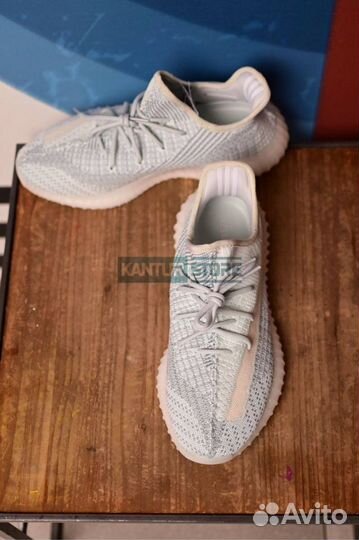 Мужские кроссовки Yeezy Boost 350 V2 Cloud White