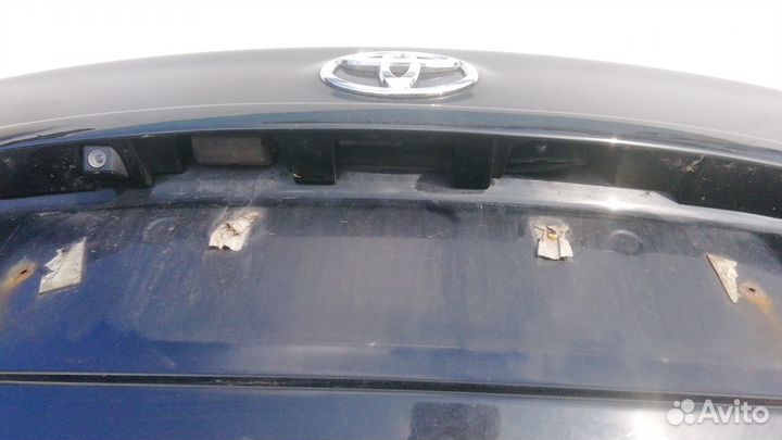 Крышка багажника toyota avensis T27 2009 2011