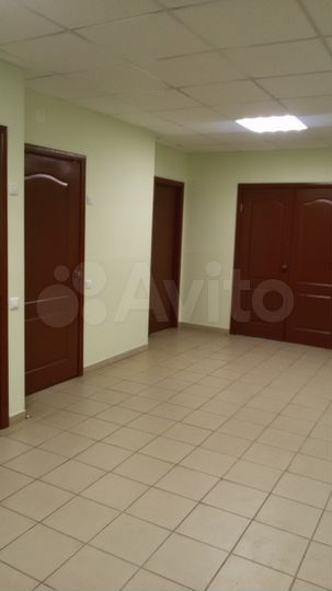 Дом 345,3 м² на участке 10 сот.