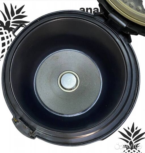 Мультиварка Redmond RMC-M10