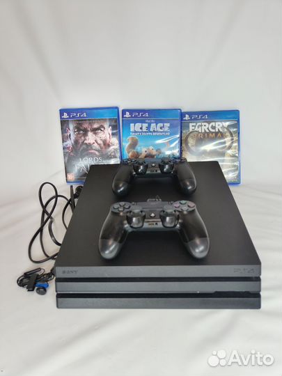 Sony playstation 4 PS4 pro 1tb CUH 7208B