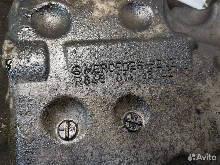 Поддон Mercedes C W203, 2005