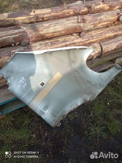 Крыло левое от Рено мастер 2002 год