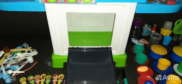 Детская кухня,посуда