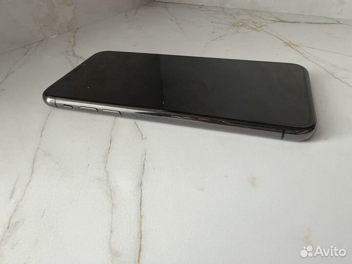 iPhone X, 256 ГБ