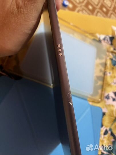 iPad 7 поколения