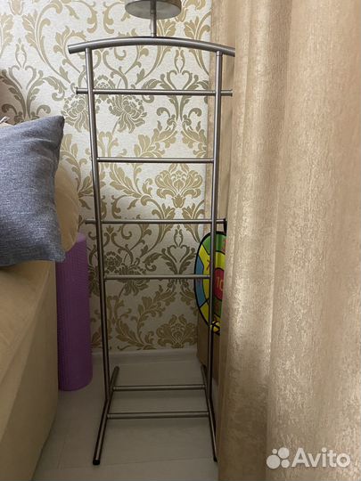 Вешалка напольная