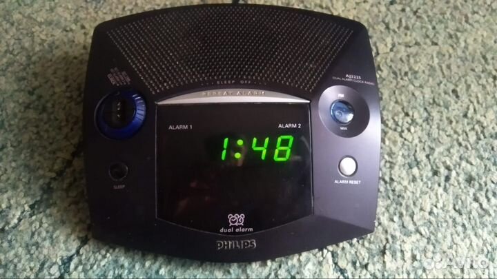 Радио-часы-будильник philips aj3225/00