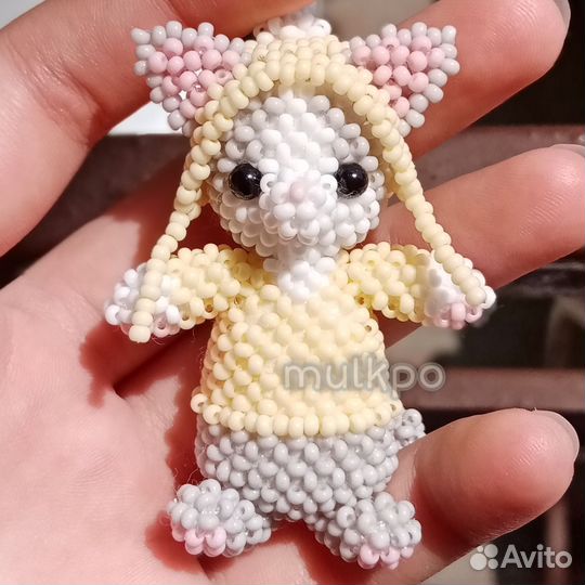 Котик из бисера, амигуруми