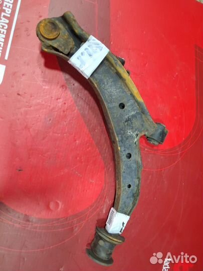 Рычаг передний правый Honda Hr-v GH1