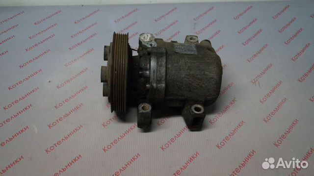 Nissan 92600-2J204 Компрессор кондиционера