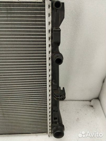 Радиатор основной Mercedes-Benz C-Класс