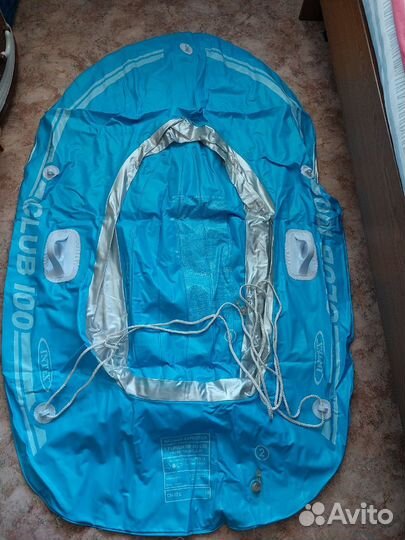 Детская надувная лодка