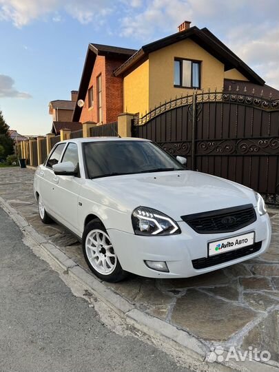 LADA Priora 1.6 МТ, 2014, 100 000 км