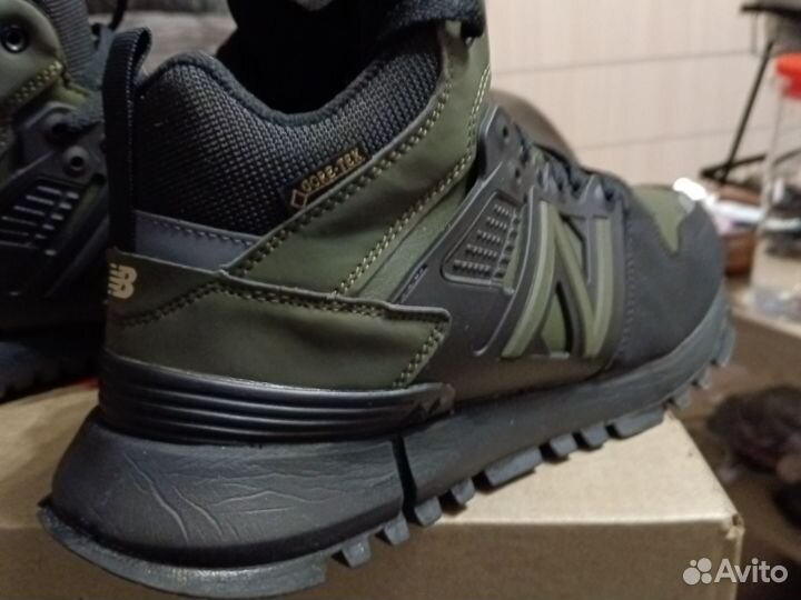 Мужские зимние кроссовки