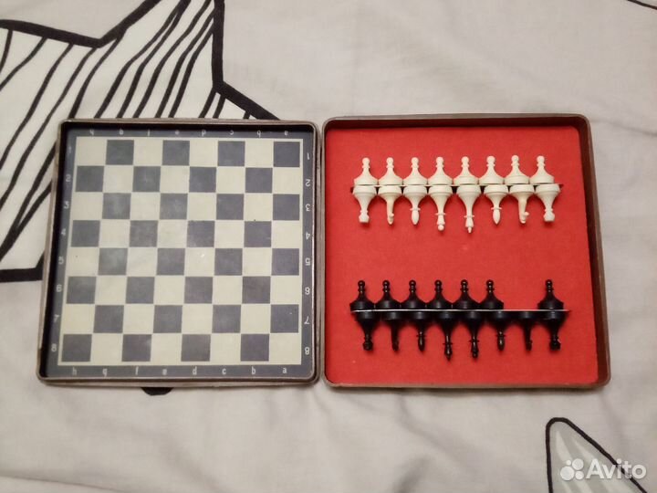 Шахматы магнитные СССР Днепропетровск