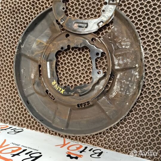 Щитки заднего тормозного диска BMW x1 e84