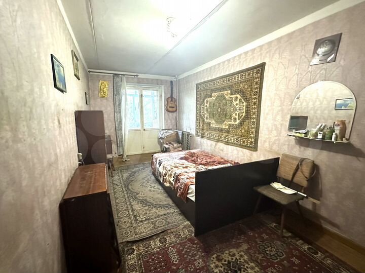 Доля в 3-к. квартире, 58,5 м², 2/5 эт.