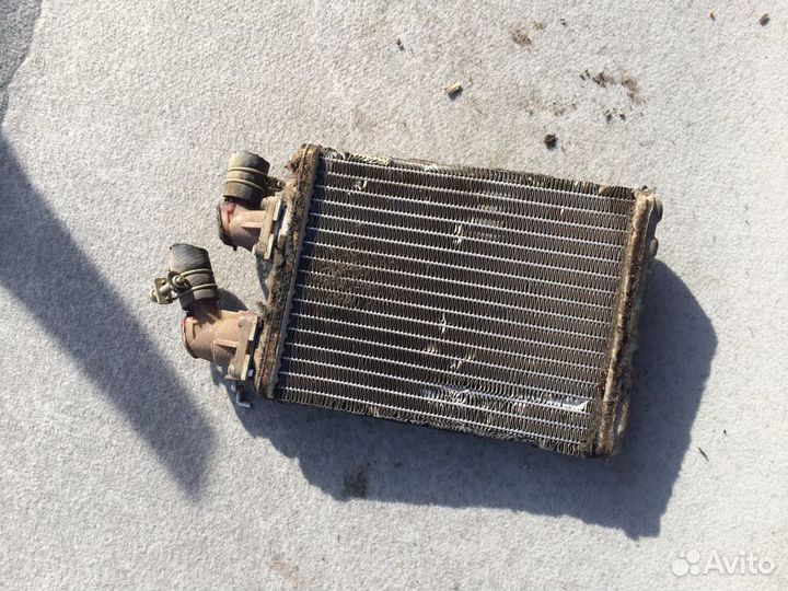 Радиатор отопителя Ниссан Серена 23 перед / зад