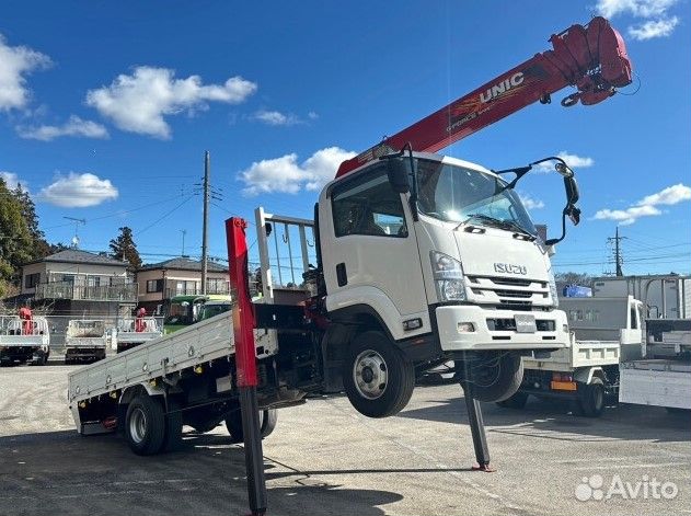 Эвакуатор Isuzu Forward (F-Series) с КМУ UNIC, 2019