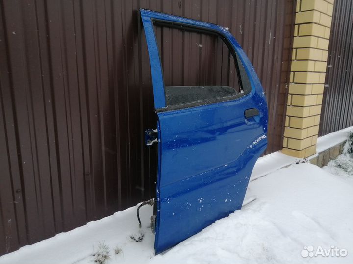 Дверь задняя левая Suzuki Ignis