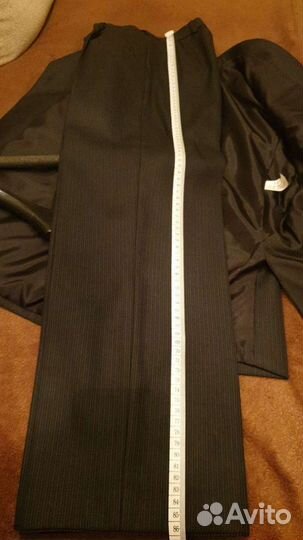 Костюм на мальчика (размер 34/140) фирма Mark Gord