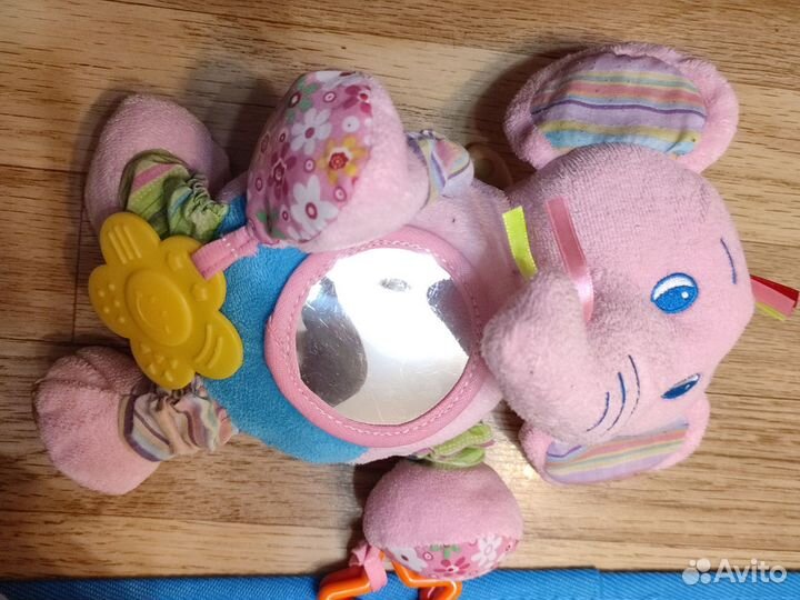 Игрушка на коляску