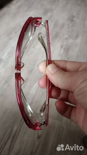 Солнцезащитные очки Linda Farrow