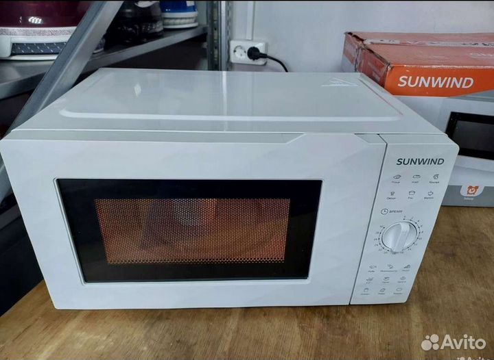 Свч Микроволновая печь Sunwind SUN-MW001