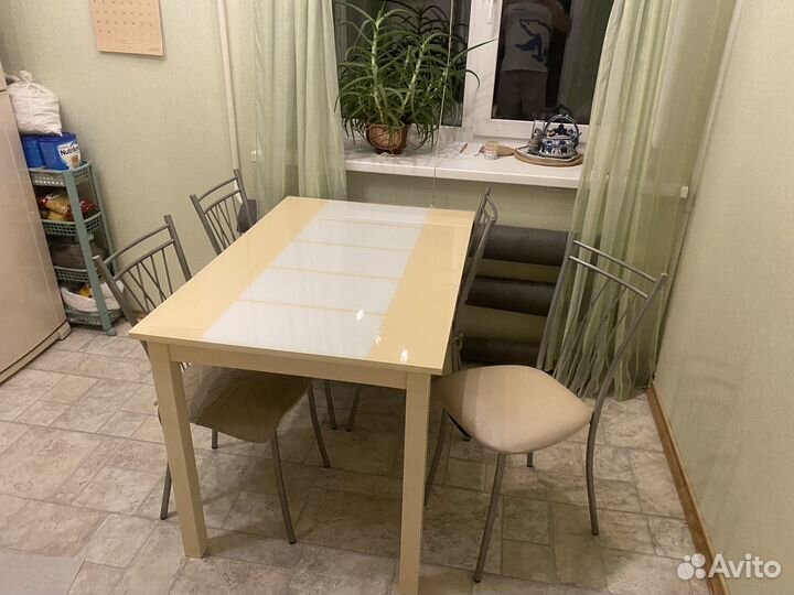 Кухонный гарнитур угловой бу с техникой