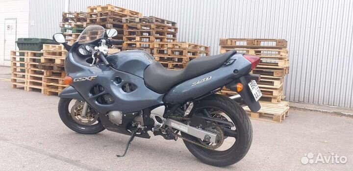 Suzuki GSX 750F